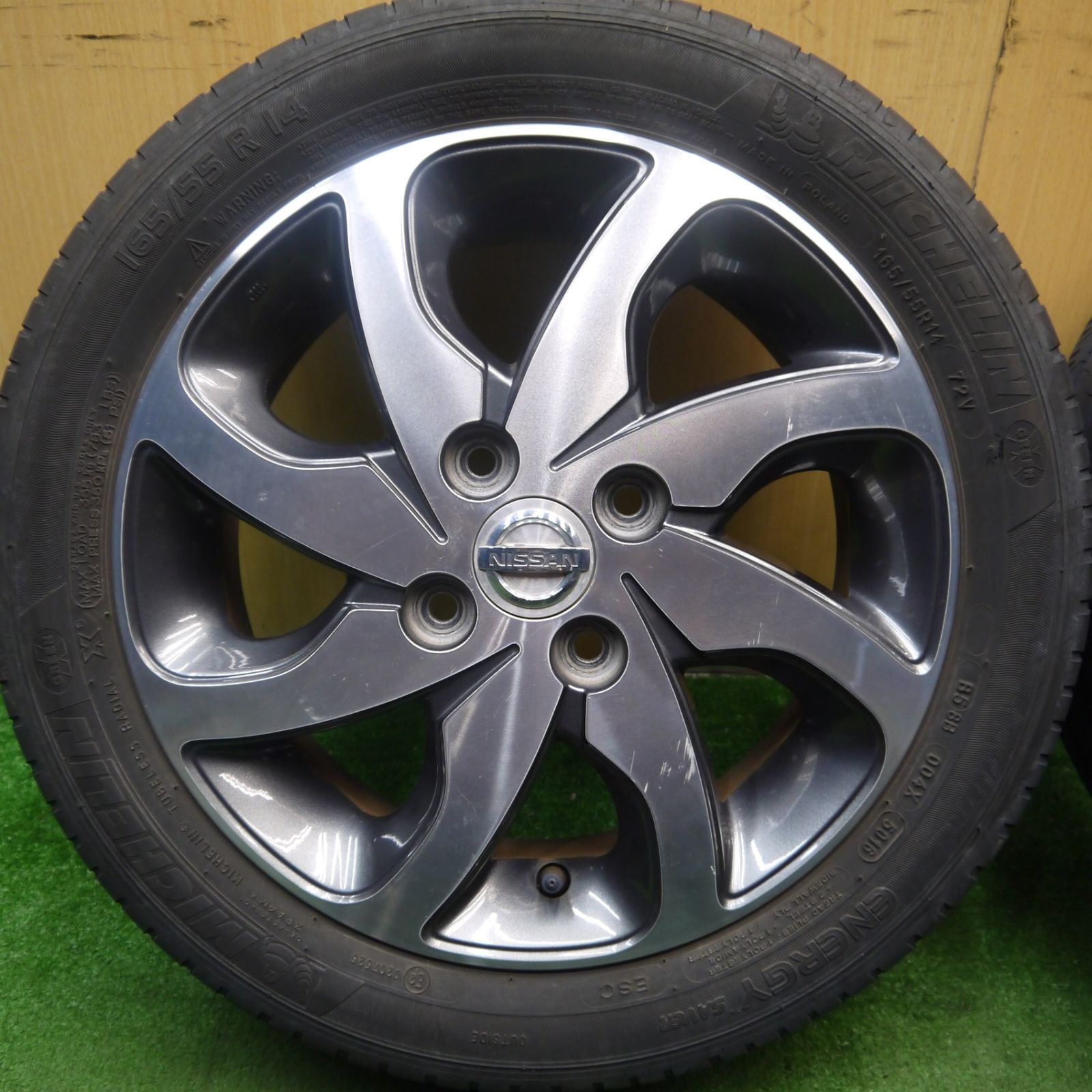 引取限定】日産純正ルークスおまけ夏タイヤ 165/55R14