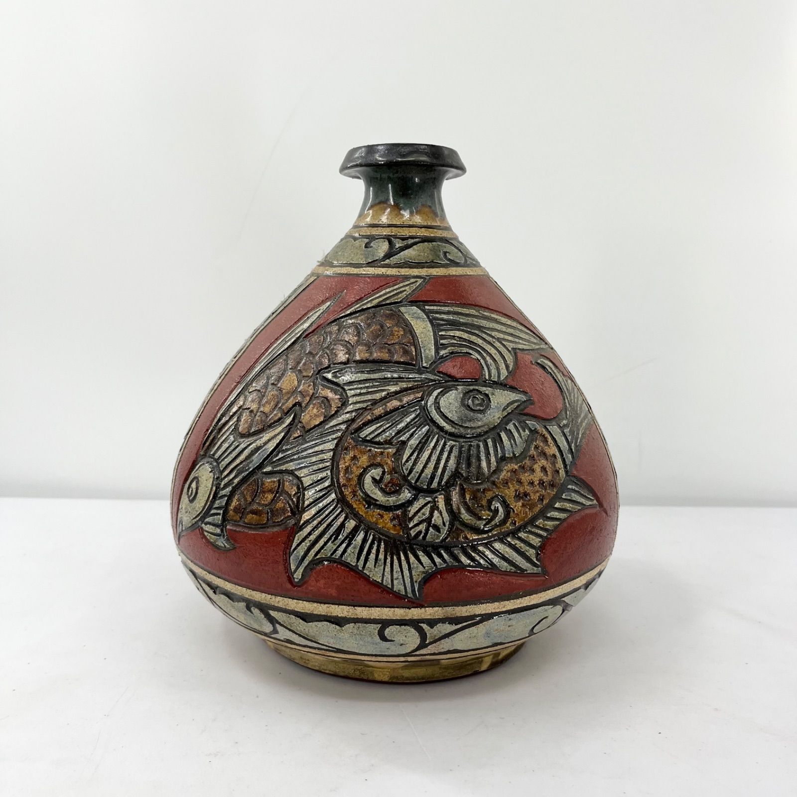 やちむん 壺屋焼 小橋川清正 壺 双魚紋 赤絵 沖縄陶器 花器 赤絵魚紋 大壺 直径34cm 高さ36cm 現状品