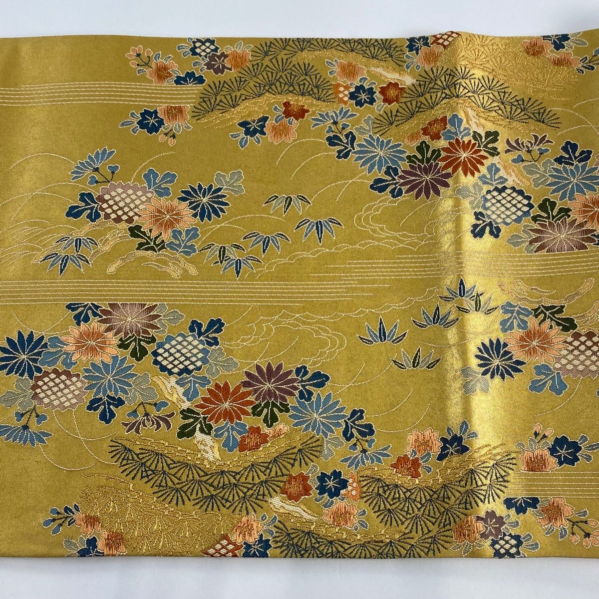 H-648 袋帯 正絹 お太鼓柄 金糸 箔 華模様 花丸模様 扇柄 金 袋帯 秀品 熊谷好博子 落款 御所車 草花 金糸 箔 金色 お太鼓柄