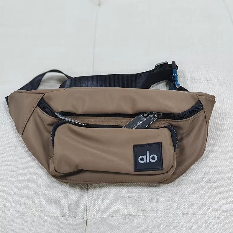 新品未使用-6色選択可能】Alo Yoga アロヨガ ウエストバッグ
