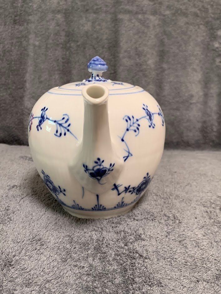 ☆ ロイヤルコペンハーゲン ブルーフルーテッド プレイン ティーポット