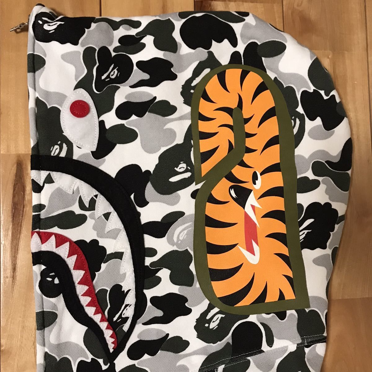 京都限定 BAPE camo シャークパーカー shark ベイプ ape 迷彩 - メルカリ