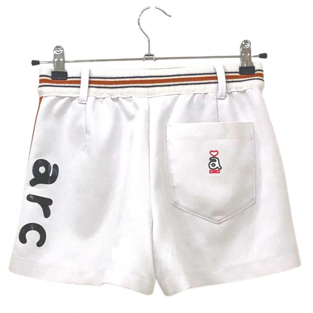 アルチビオ新品未使用タグ付き レディースパンツ　サイズ36 アルチビオ新品未使用タグ付き レディースパンツ サイズ36