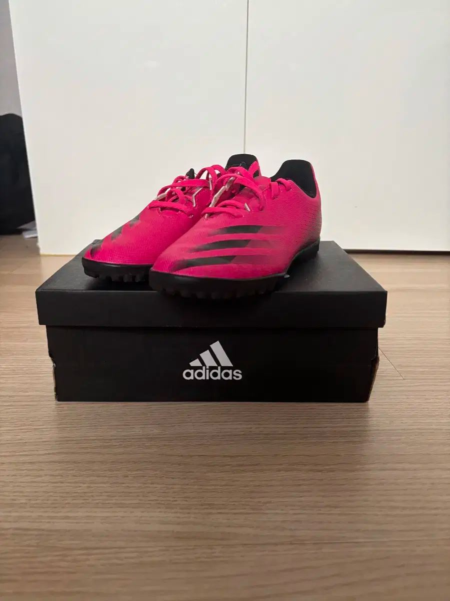 【雷市場（ポンジャン）商品韓国直送】 adidas(アディダス) サッカーシューズ ピンク 220 販売