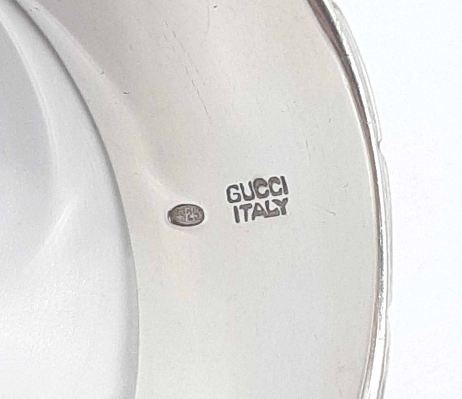 グッチ Gucci スネークパターン シルバーブレスレット バングル