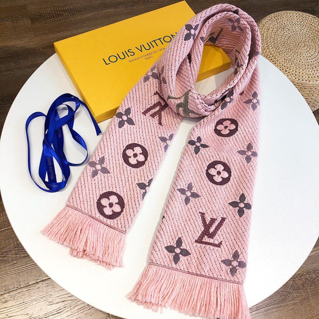 極美品】ルイヴィトン LOUIS VUITTON マフラー ピンク - メルカリ 