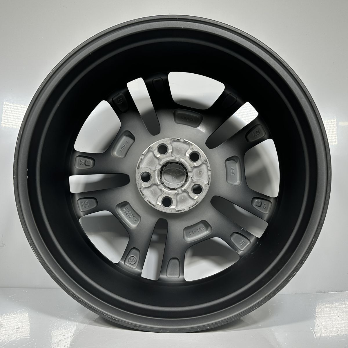 美品/塗装済 RAV4 MXAA54 後期 純正 アルミホイール×1本 艶消し