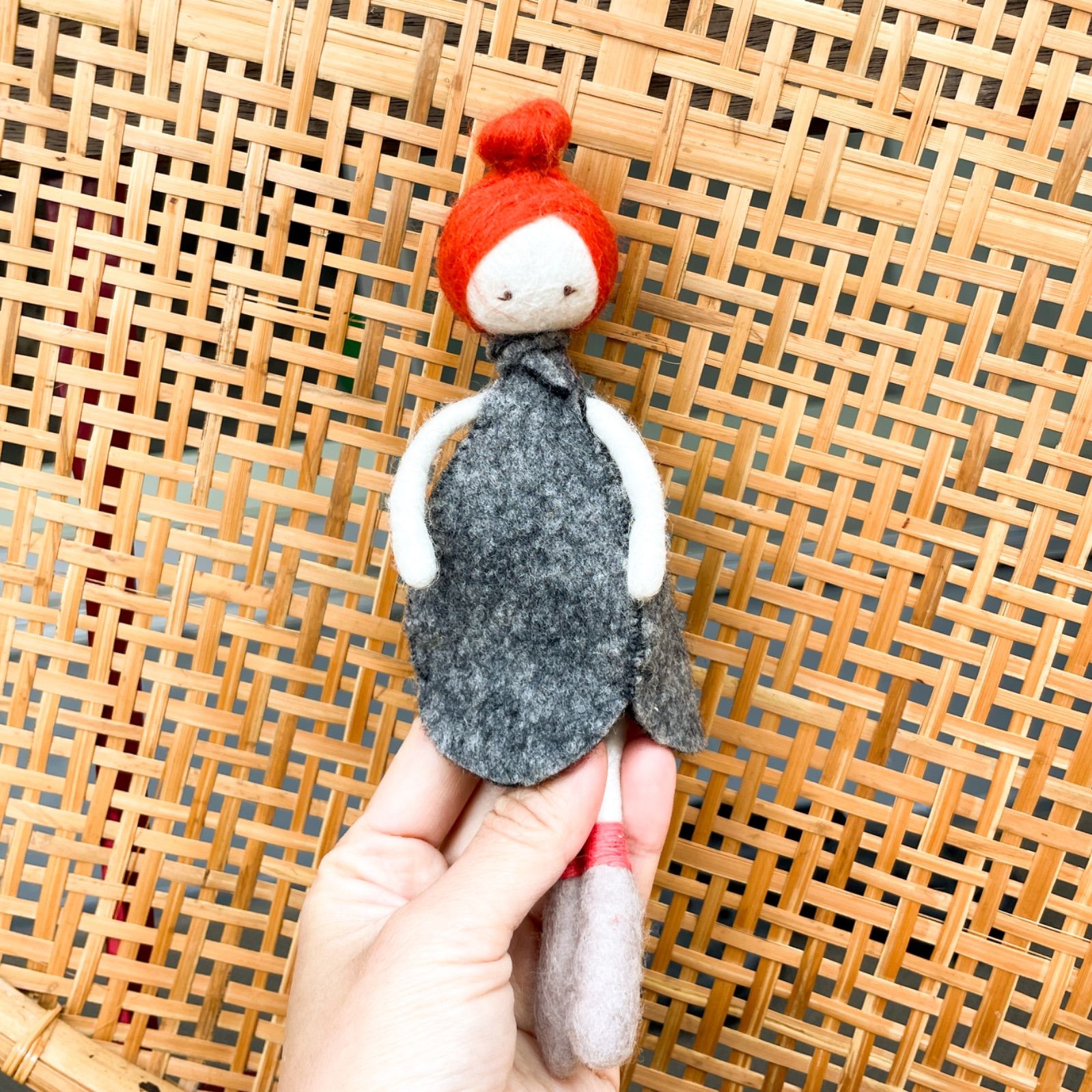 モンゴルフェルト人形ドールぬぐるみ ハンドメイド キーホルダー 団子 