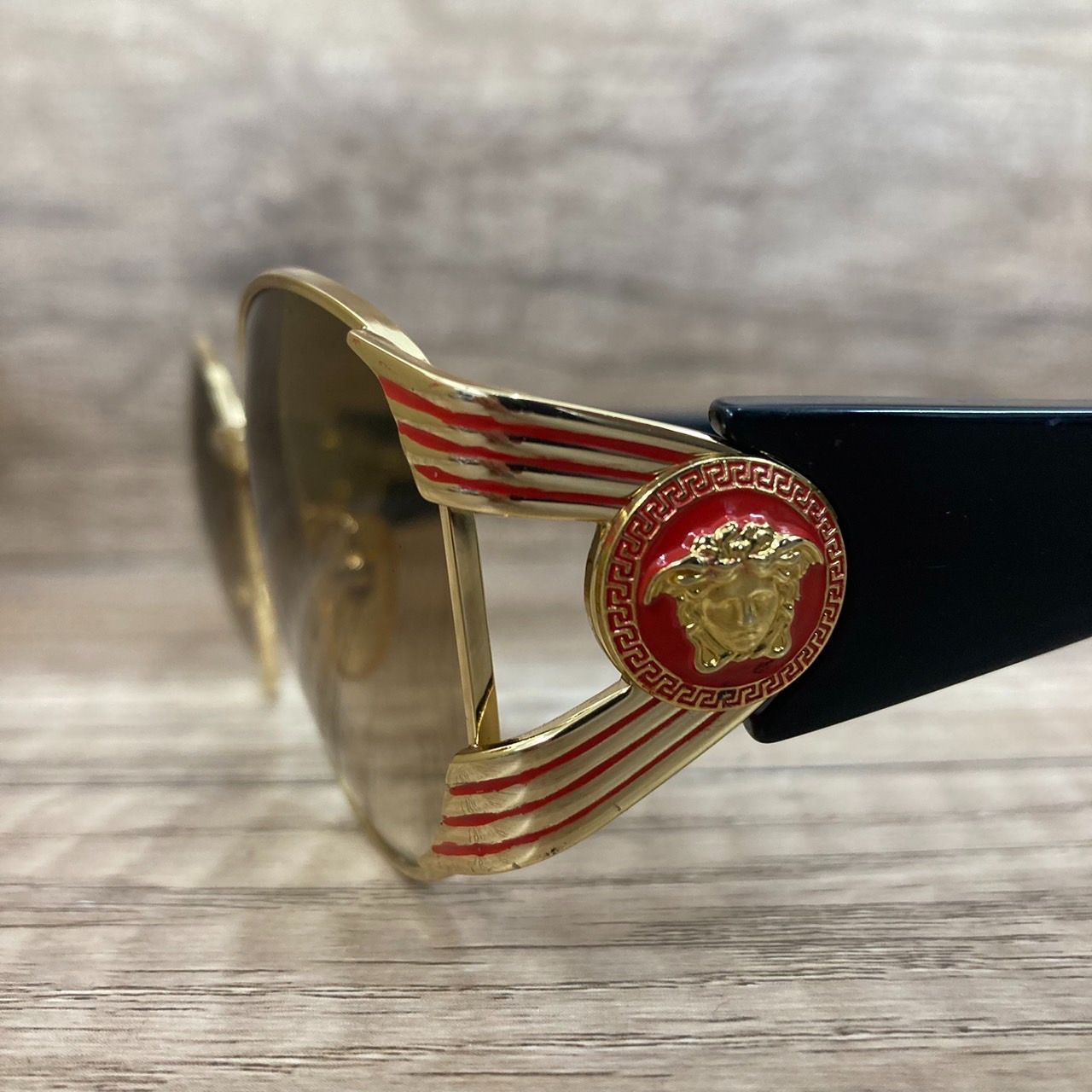 極美品　ジャンニヴェルサーチ　サングラス　ブラウン　クロコ柄　アイウェア GIANNI VERSACE ジャンニヴェルサーチ サングラス アイウェア