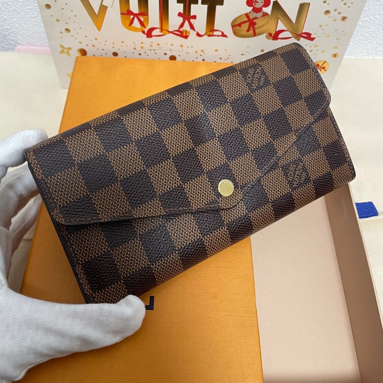 使用わずか】新型 ルイヴィトン ダミエ エベヌ ポルトフォイユ