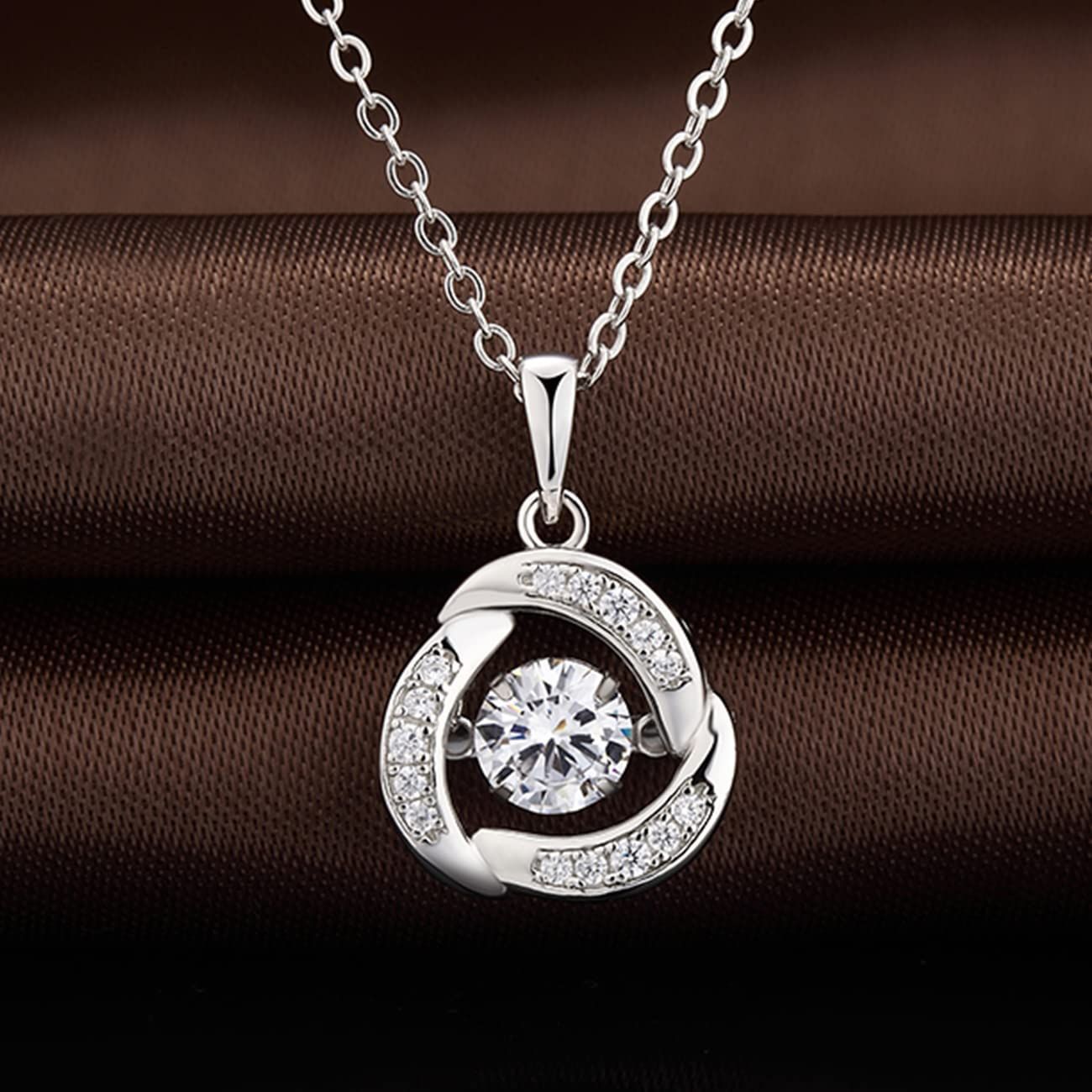  ストーン 立方晶 シルバー ジュエリー CZ ネックレス 金属アレルギー 揺れる ins 春夏 プレゼント ダンシングネックレス アレ おしゃれ 使いやすい ジルコニアペンダント ホワイトデー 上品 jiamiaoi sil ネックレス アクセサリー