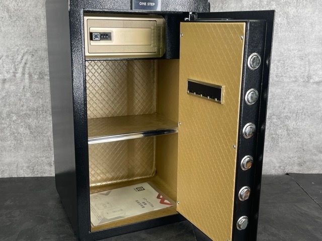 ONESTEP 金庫 100L 【中古】 防犯 ホームセキュリティ 鍵2本付 ワン 