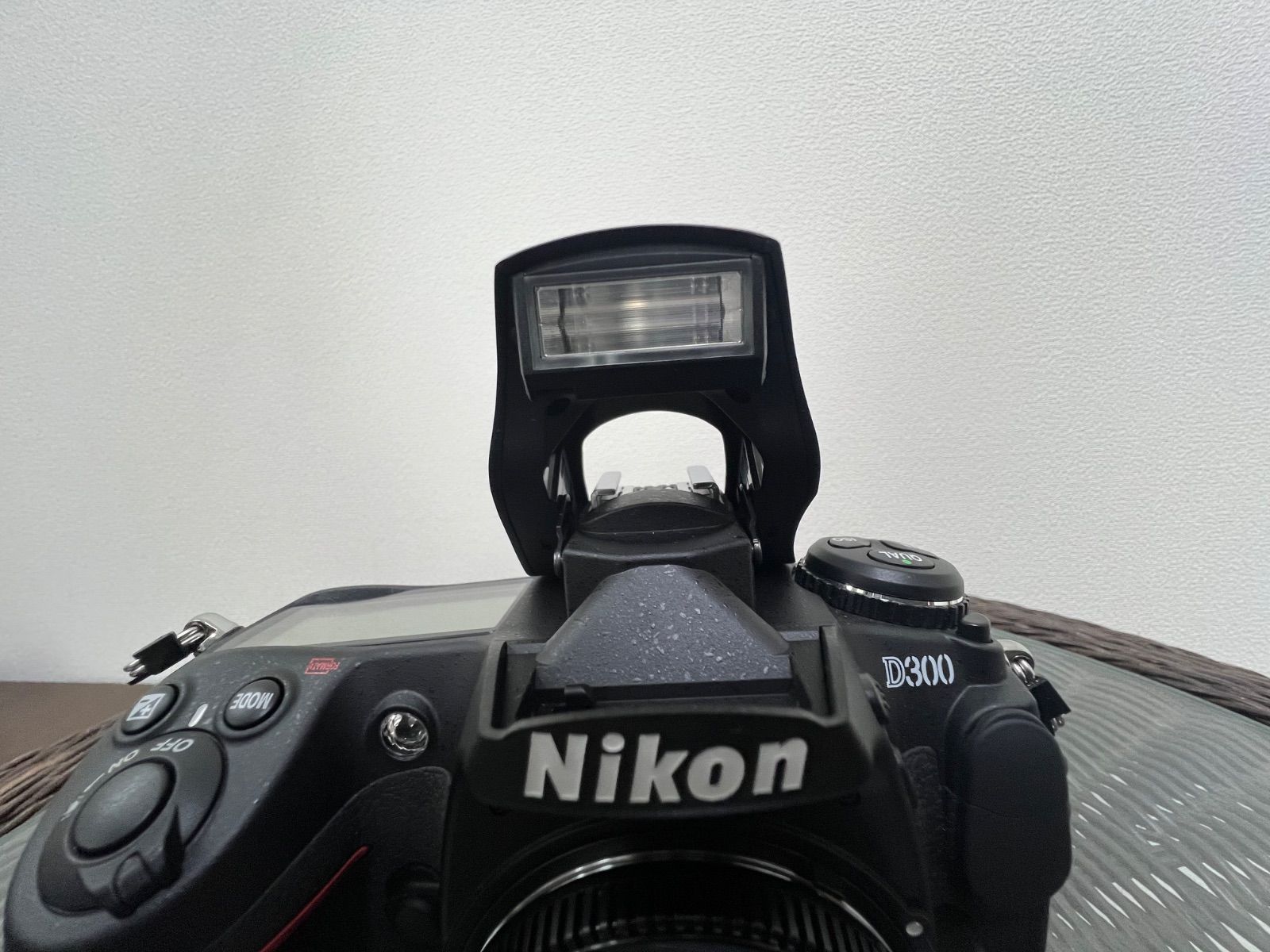 Nikon D300 【動作確認済み、現状渡し】 - メルカリ
