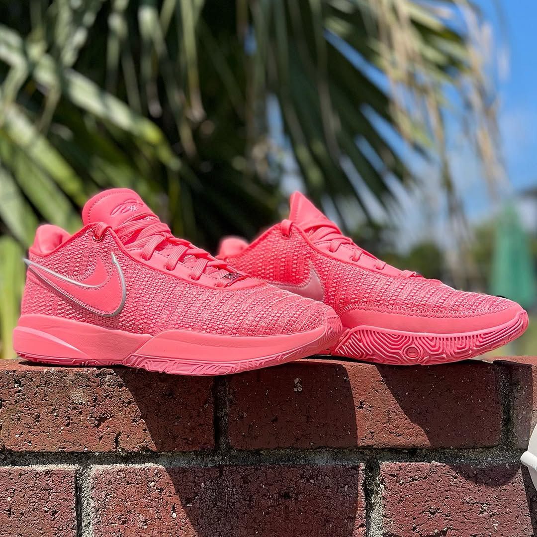 シューズ(男性用) Nike LeBron 20 \"Pink Diamond 27cm Nike LeBron 20 Pink Diamond