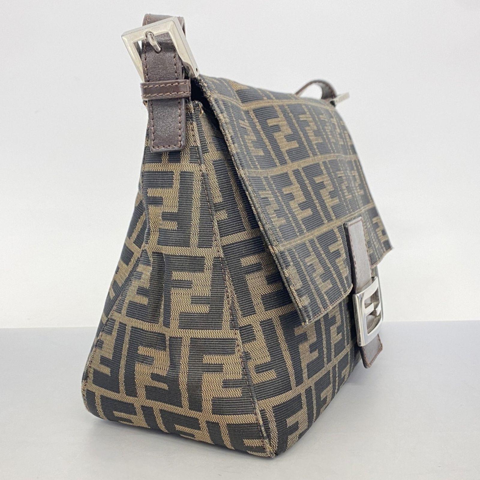 Fendi ズッカ柄 マンマバゲット ハンドバッグ キャンバス ブラウン フェンディ ハンドバッグ マンマバケット ズッカ柄 ブラウン買取