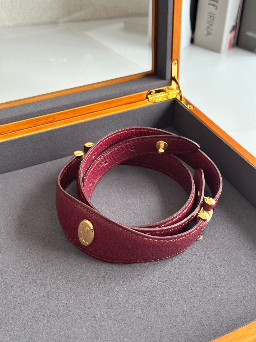美品　リペア済 カルティエ マスト ビンテージ レザー 赤ベルト金属バックル Cartier カルティエ マストコレクション レザー 型押し 赤
