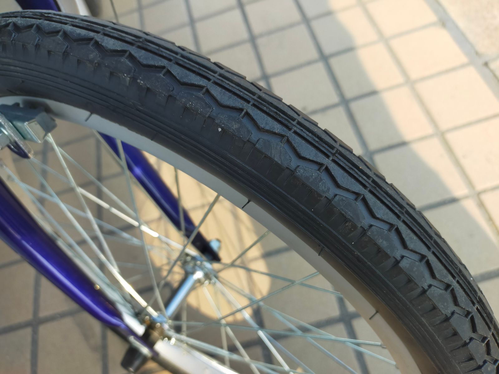 折りたたみ自転車 コーナン SOUTHERNPORT 20インチ - メルカリ 折りたたみ自転車 コーナン SOUTHERNPORT 20インチ - メルカリ