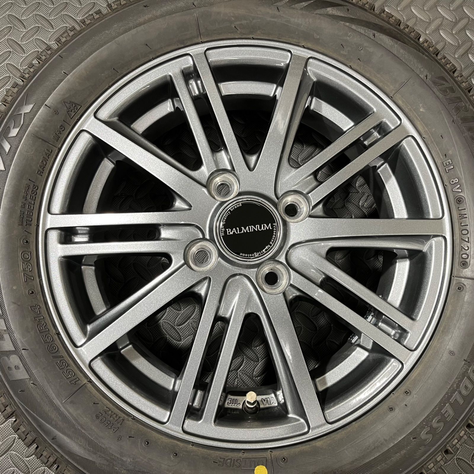 20年製 155 65R14 ブリヂストン ブリザックVRX バルミナ タント スペーシア スタッドレスタイヤ 1066Y