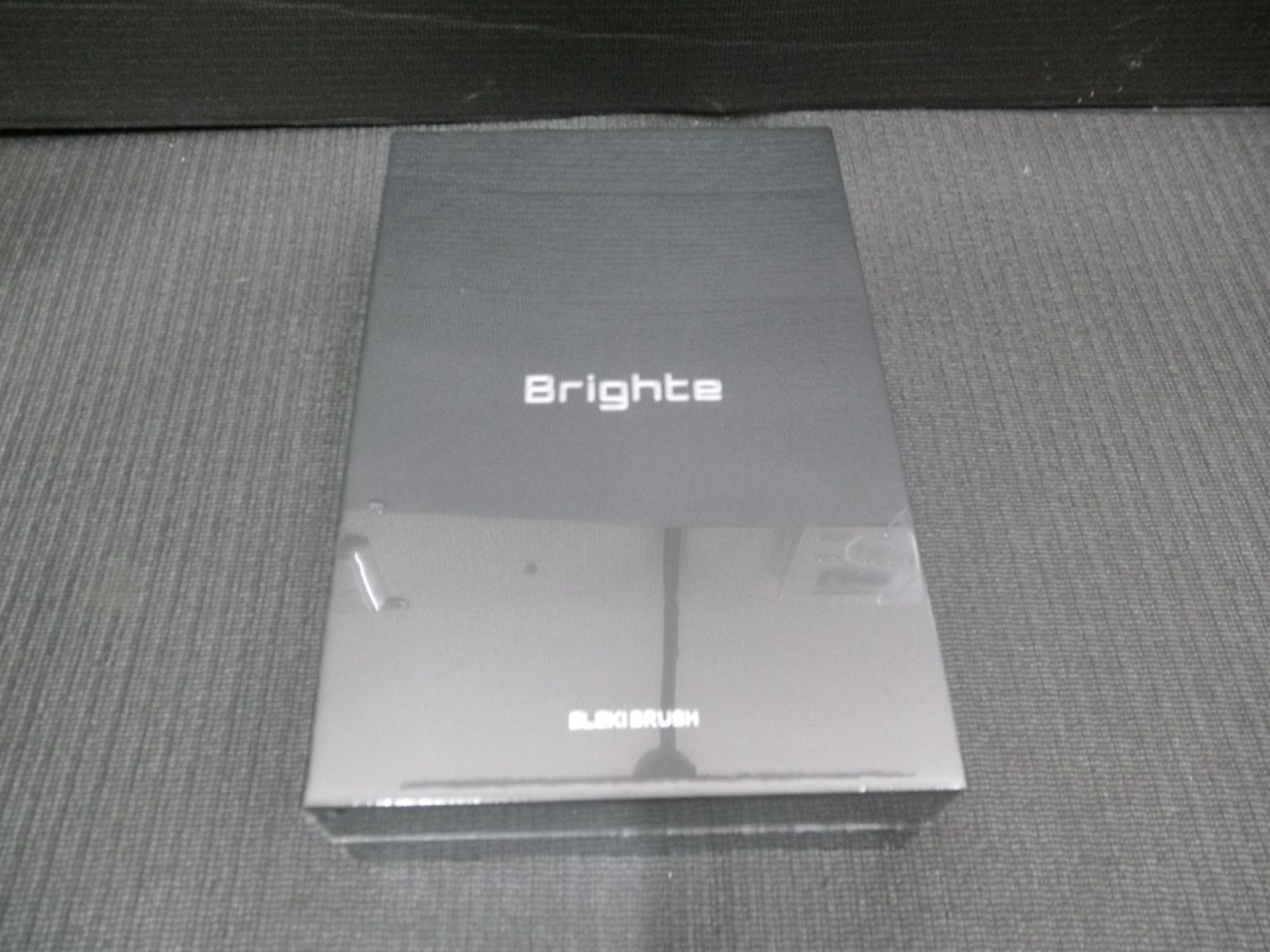 未開封品※ ブライト エレキ ブラシ（マスク/ローションのセット） 未