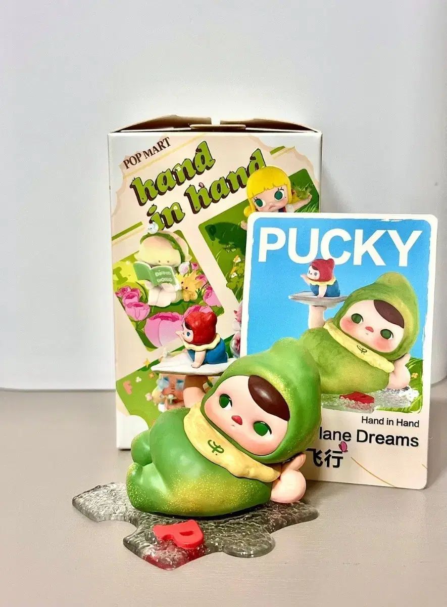 ポップマート hand in hand シークレット SKULLPANDA POP MART (ポップ