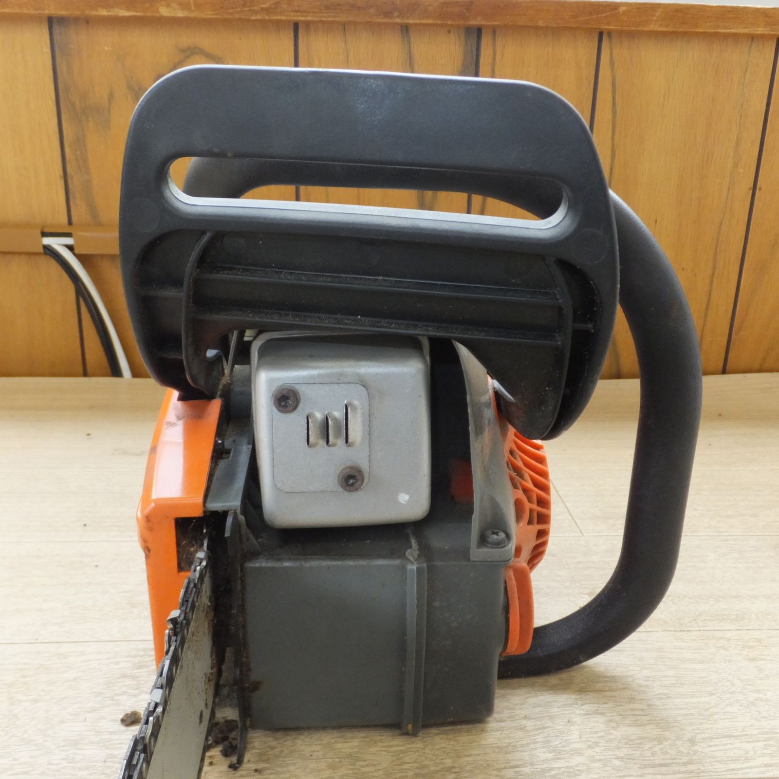 ☆岐阜発 TANAKA / タナカ / エンジンチェーンソー / 型式不明 / ジャンク / 圧縮 スパーク有り / 木工切断機 / 中古品 □ 11/22 □☆ Tanaka S start チェーンソー Tanaka PMS-335S Power Mate Sスタート