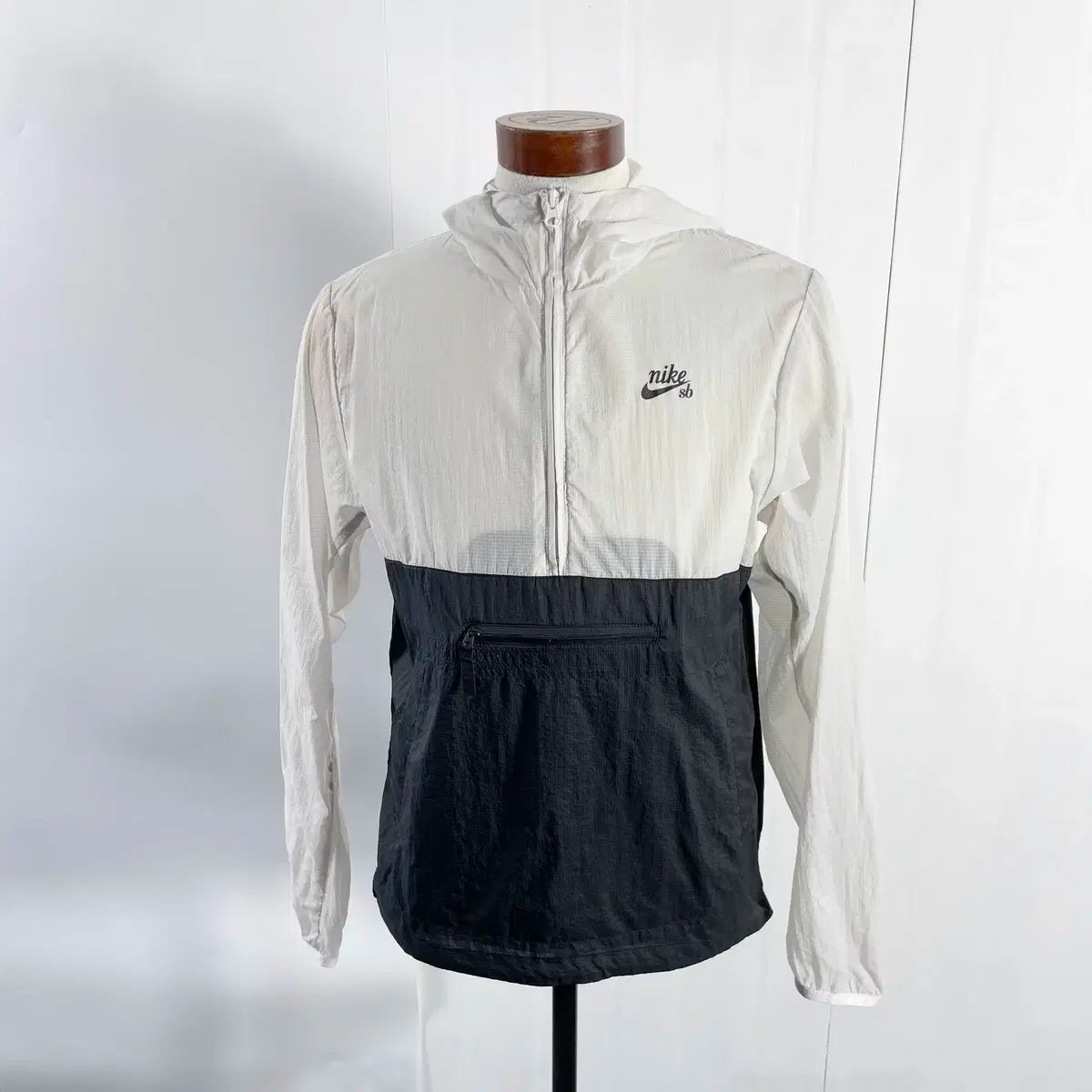 D2 Nike ナイキ SB ナイロン ウィンドブレーカー 95 サイズ