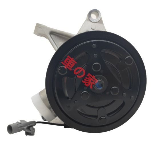 エアコンコンプレッサー