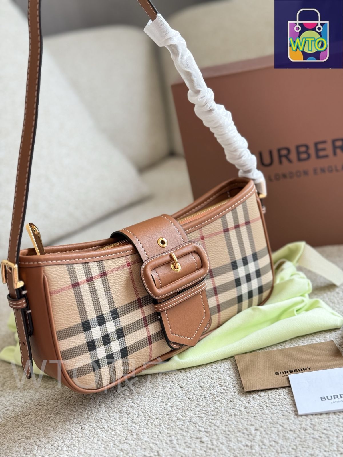 バーバリー　【1度のみ着用済み】 今日WTO】Burberry バーバリー コレクションチェック柄バッグ
