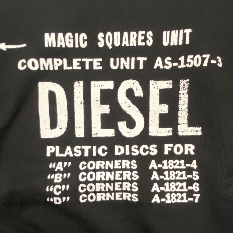 03w14834【タグ付き美品】DIESEL ディーゼル ロゴグラフィック 03w14834【タグ付き美品】DIESEL ディーゼル ロゴグラフィック