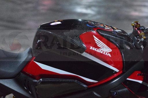 CBR650R タンクカバー GP 受注製造 - メルカリ