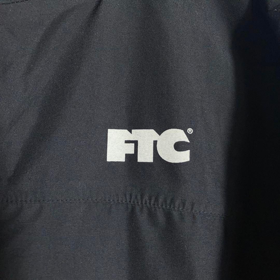 【美品】FTC マウンテンパーカー ワンポイントロゴ 黒 XL FTC パーカー 美品】FTC マウンテンパーカー ワンポイントロゴ 黒 XL
