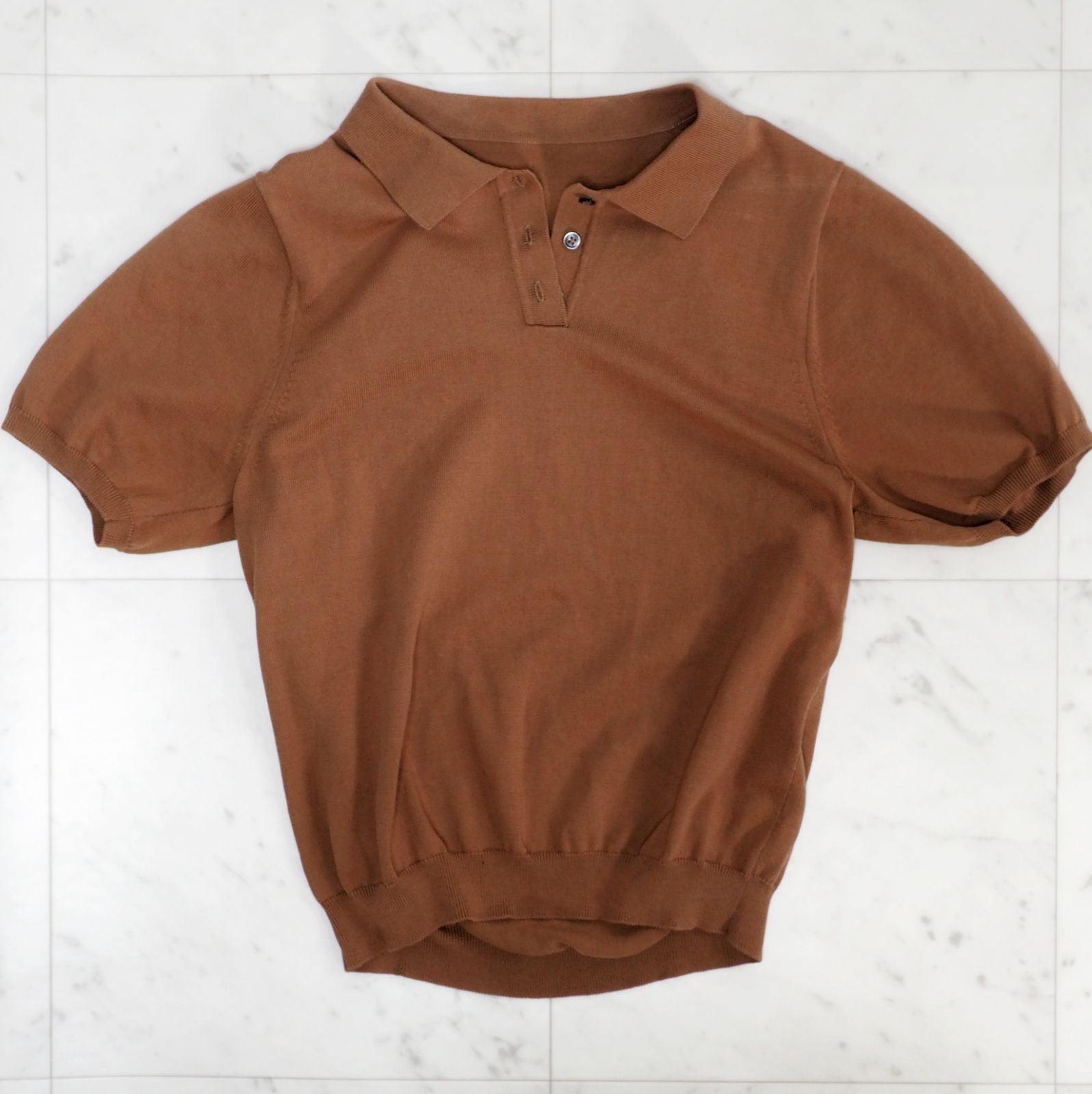 イエナ　CASHWOOL ニットポロシャツ　キャメル 美品【イエナ】ニットポロシャツ F キャメル 半袖 洗える - メルカリ