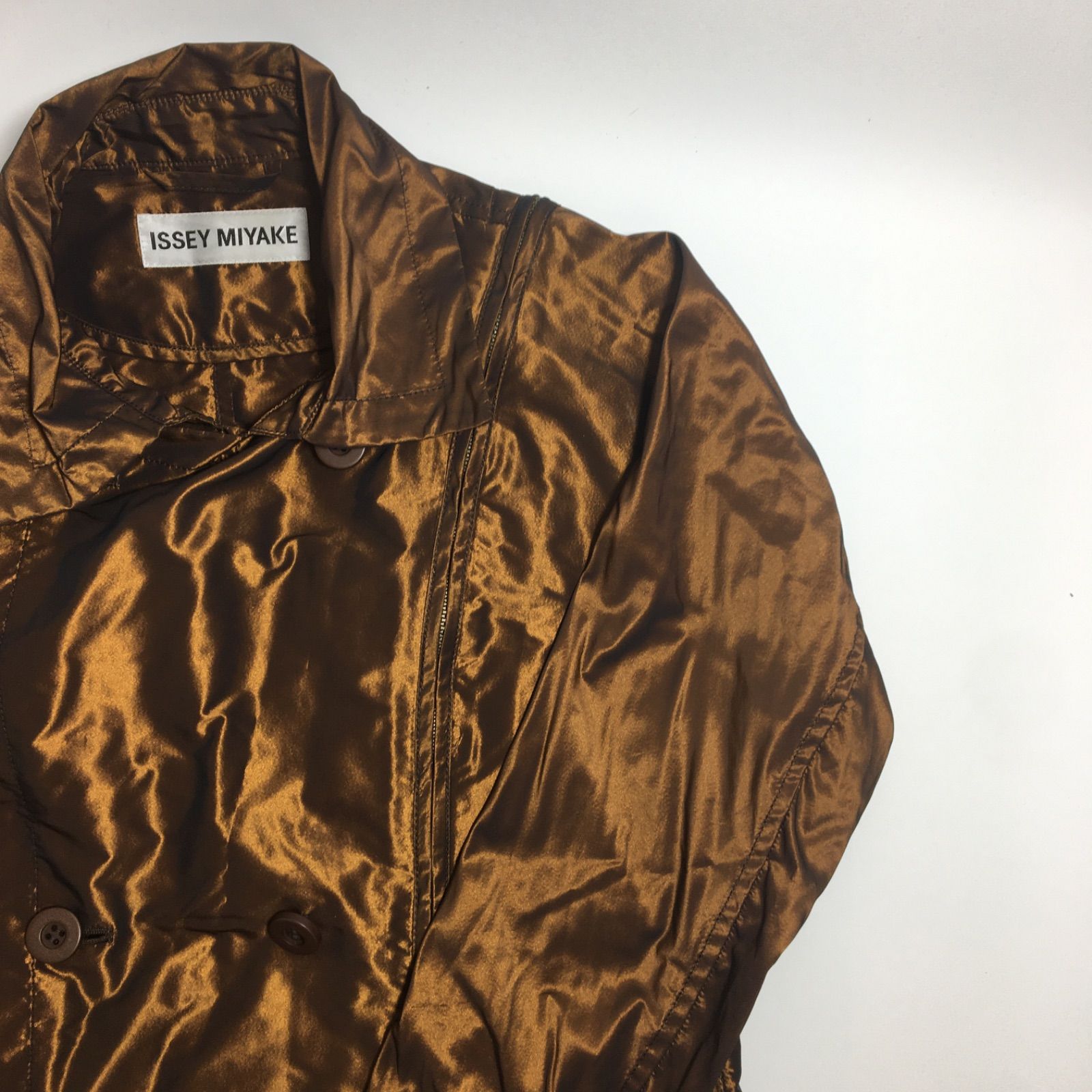 M0906-8-N ISSEY MIYAKE イッセイミヤケ ナイロントレンチコート 