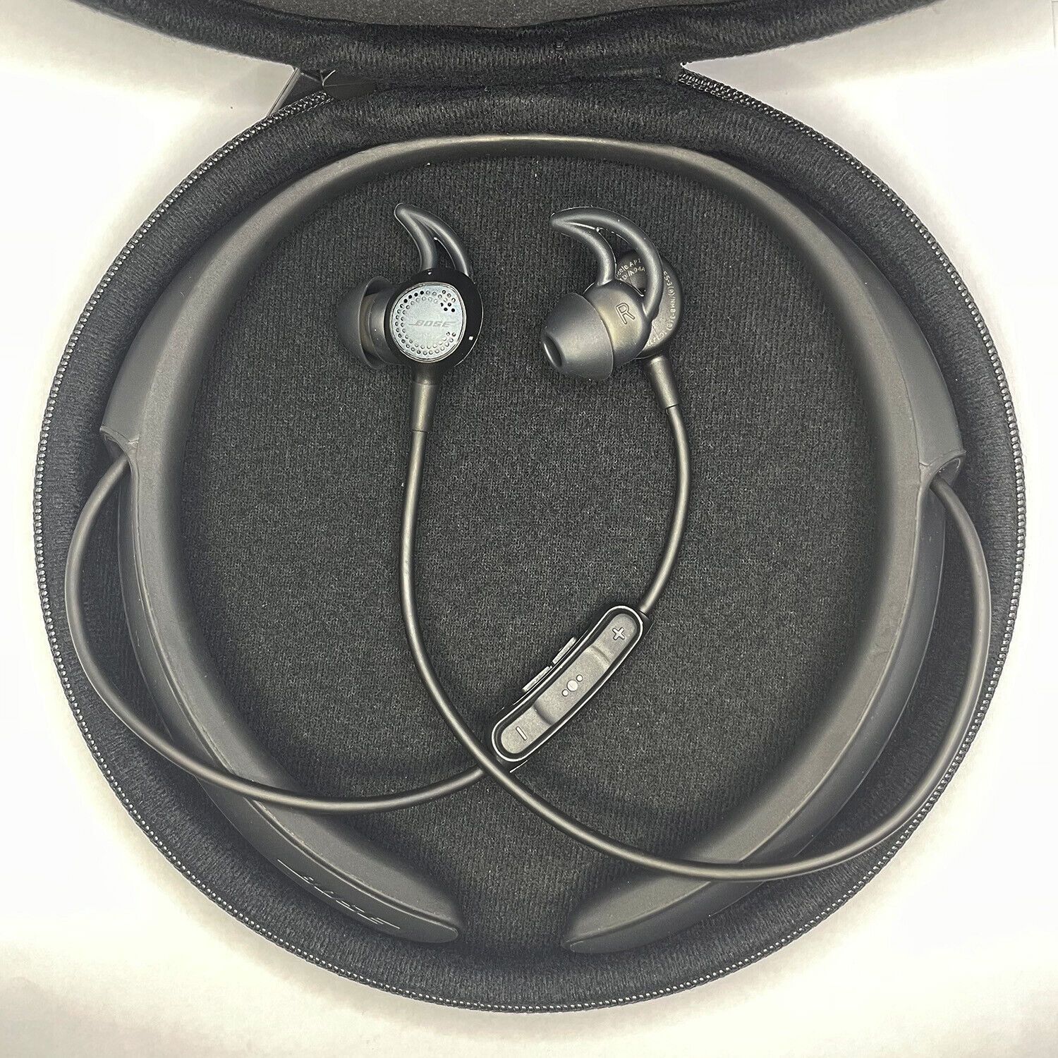 BOSE QUIETCONTROL 30 ワイヤレスノイズキャンセリングイヤホンスマホ/家電/カメラ