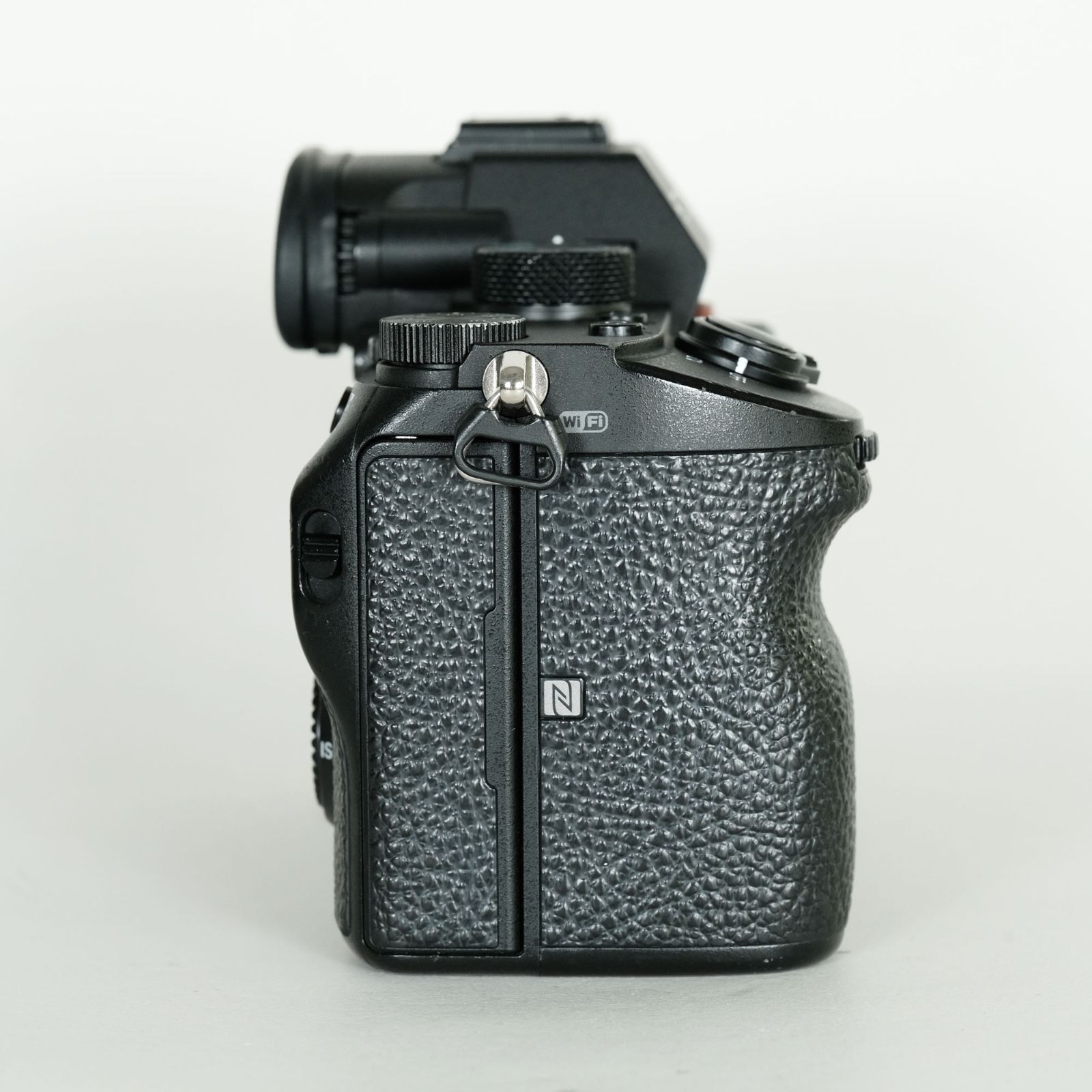 並品] SONY α7 III（ILCE-7M3） [ボディ] / ソニーEマウント - メルカリ