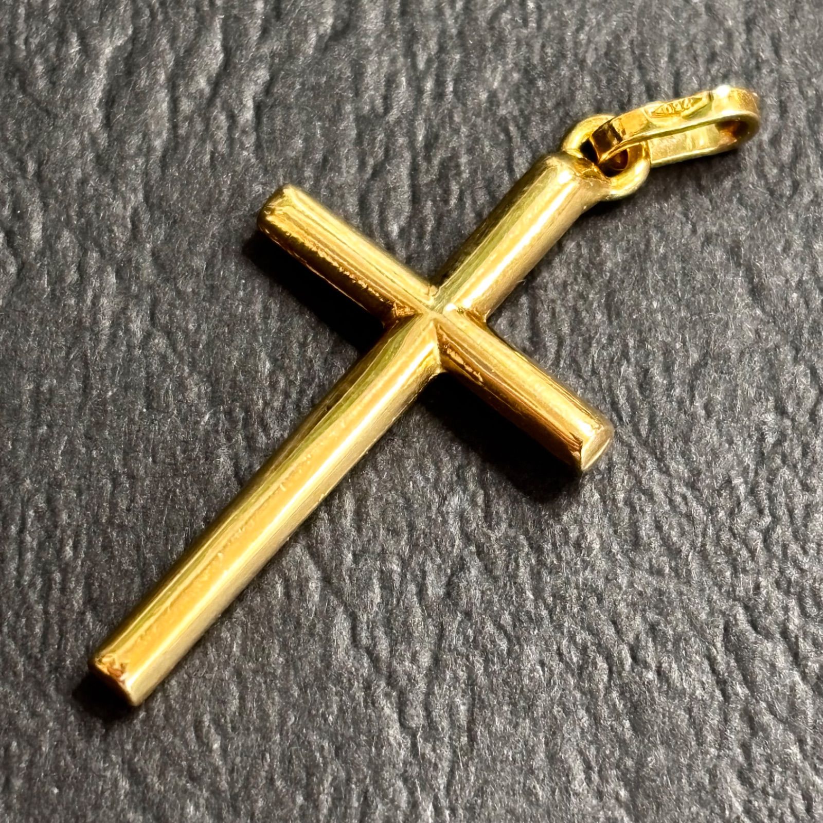 使用貴金属 750