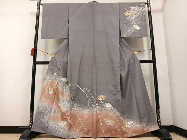 平和屋着物●創業140年　小糸染芸の四代目　小糸敏夫　訪問着　紬地　地紙草花文　正絹　逸品　AABC6817ph 平和屋着物○創業140年 小糸染芸の四代目 小糸敏夫 訪問着 紬地 地紙