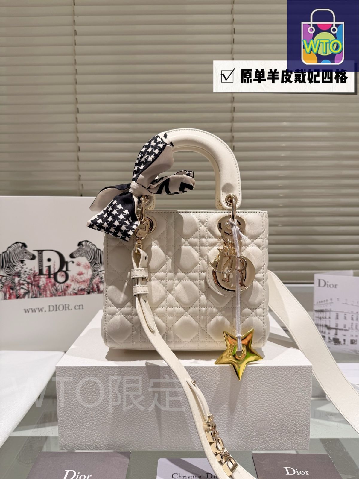 今日特価】Dior Lady Dior 羊皮ミニバッグ 20cm 高品質