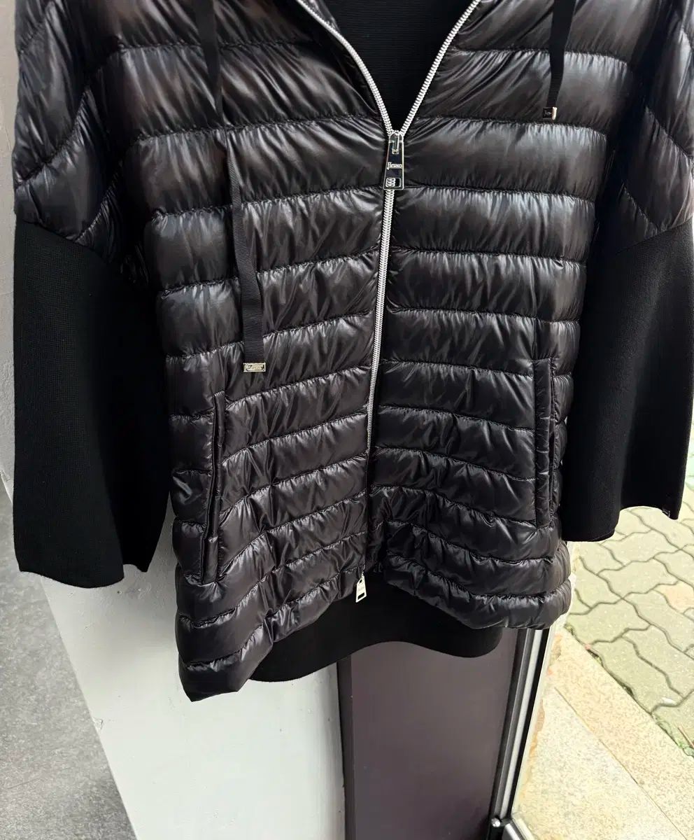 ダウン ジャケット