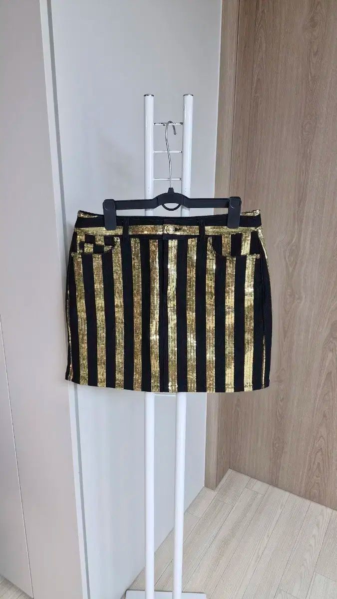 MICHAEL KORS マイケルコース スパンコール ブラックコットンストレッチミニスカート 27