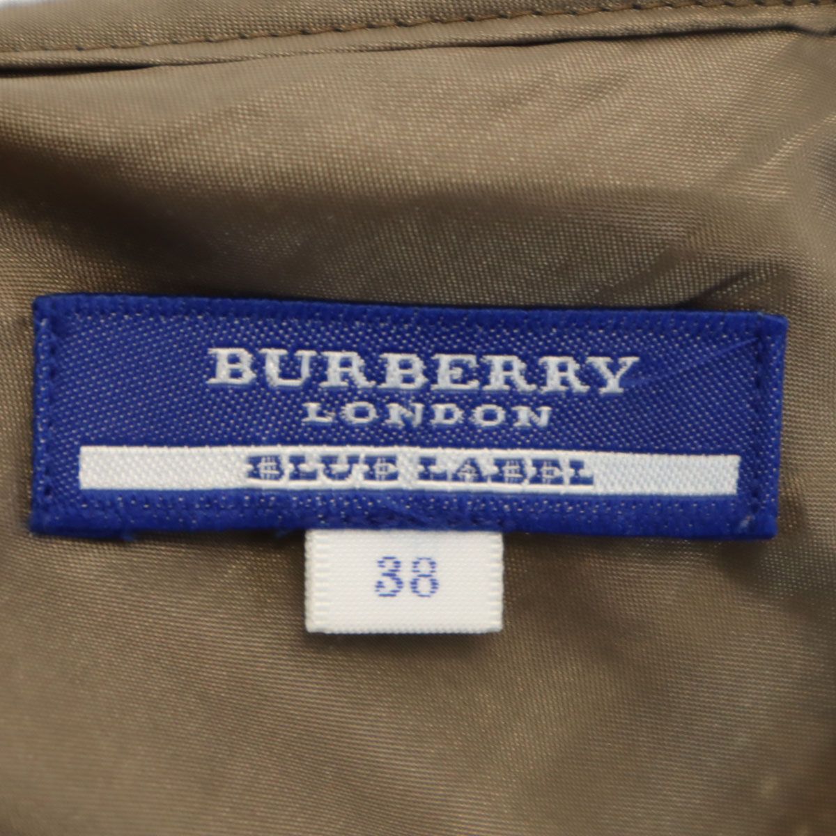 【美品】BURBERRY ブルーレーベル ネイビー　キュロット　スカート 紺　M バーバリー ブルーレーベルBURBERRY BLUE LABEL プリーツ