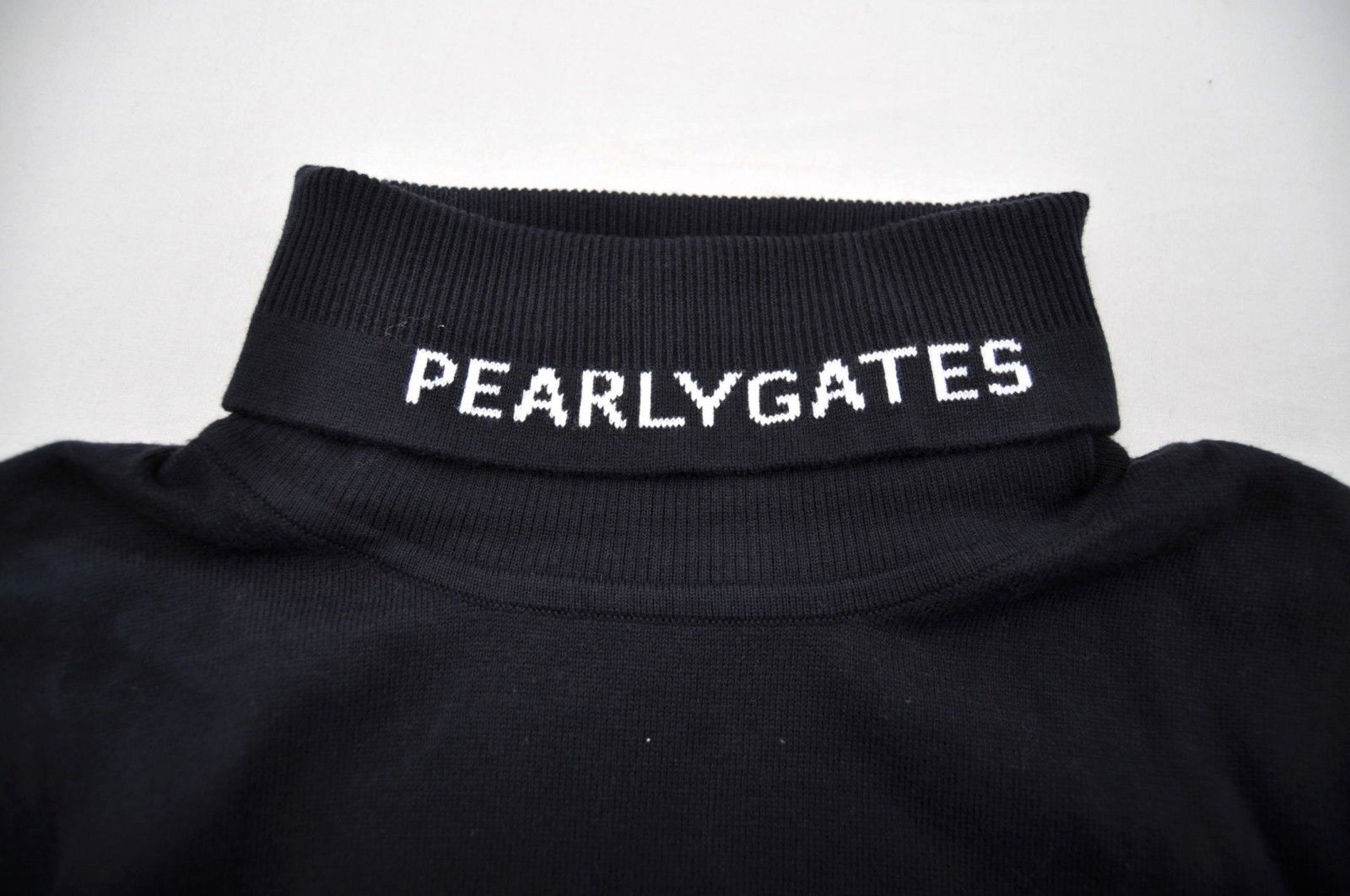 未使用級　PEARLY GATES パーリーゲイツ タートルネックニット 6 Yahoo!オークション - 【格安】1 000円～ PEARLY GATES パーリー