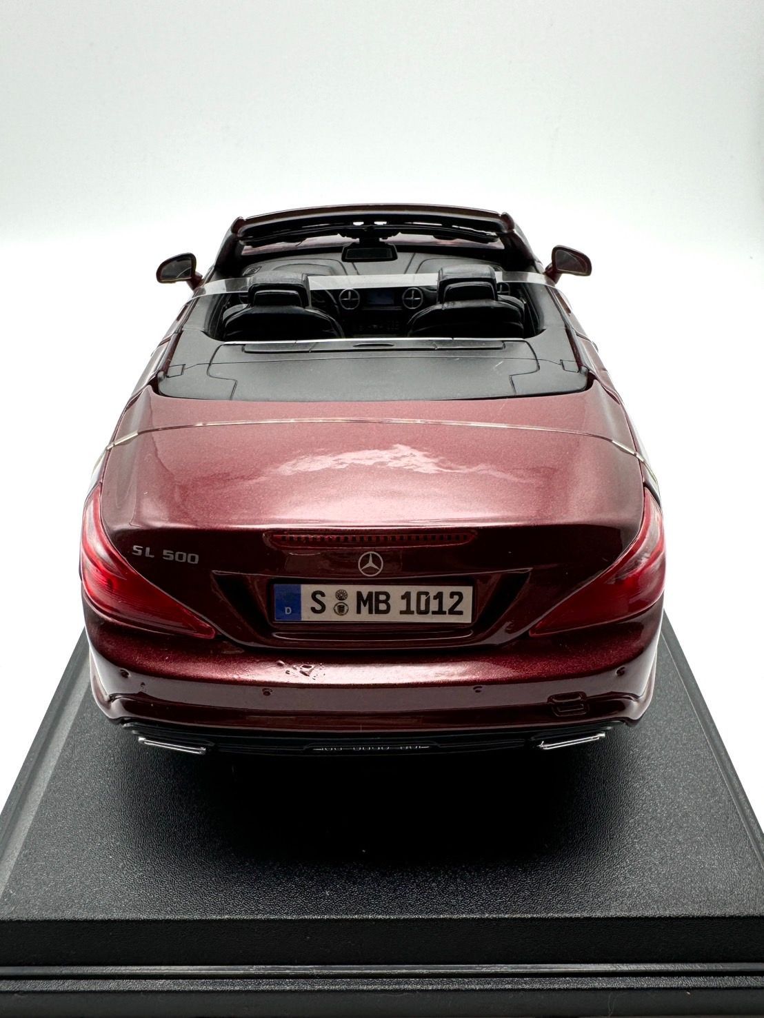 Maisto 1/18 Mercedes-Benz SL500 convertible ワインレッド