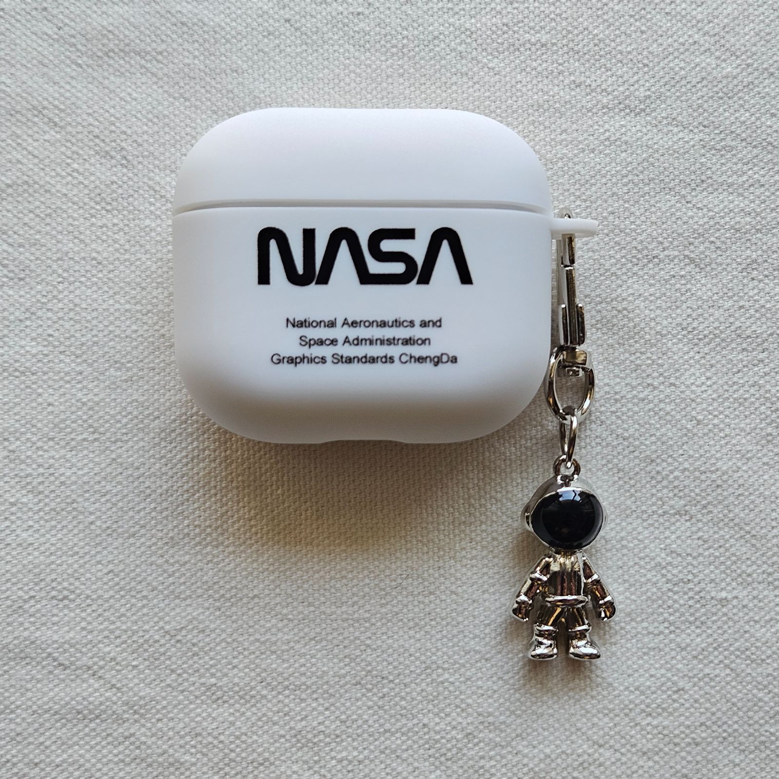 【3点セット】AirPods本体 ブラック AHAStyle AirPods 第三世代 イヤーピース フック 3セット イヤホン