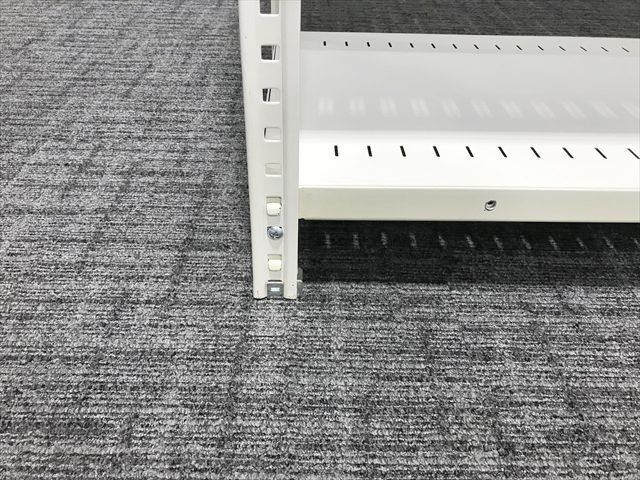 スチールラック 軽量