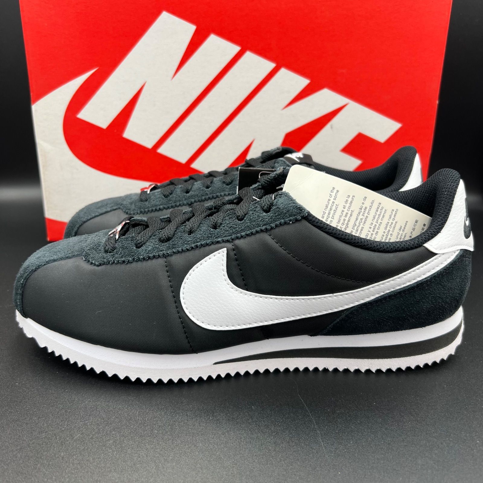 Amazon.com | NIKE Women's Sneaker, Black White, 5 | Fashion