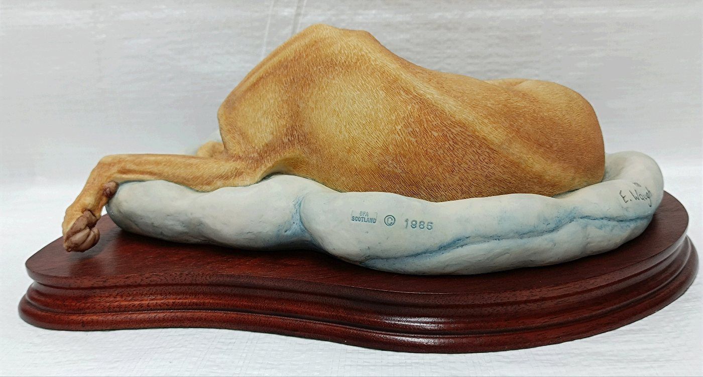 レア ビンテージ FBA SCOTLAND E.Waugh グレートデン置物 - メルカリ