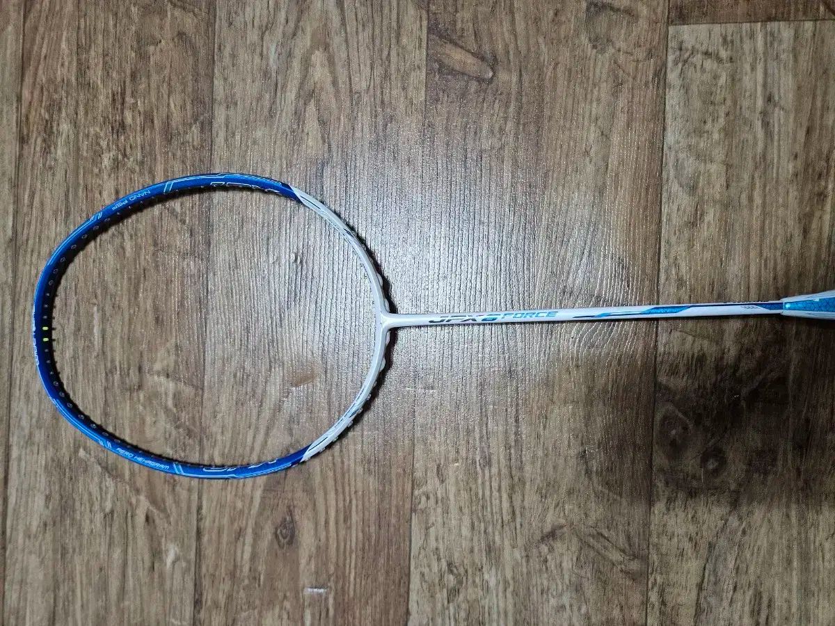 ミズノ