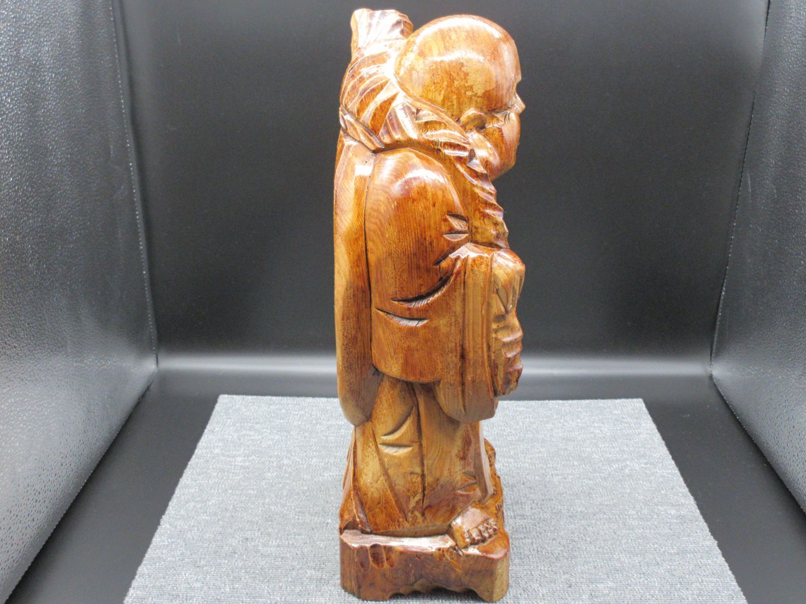 木彫り人形　布袋　ほていさま 木彫り 彫刻 七福神 布袋様 布袋 ほてい 縁起物 置物 (大) type