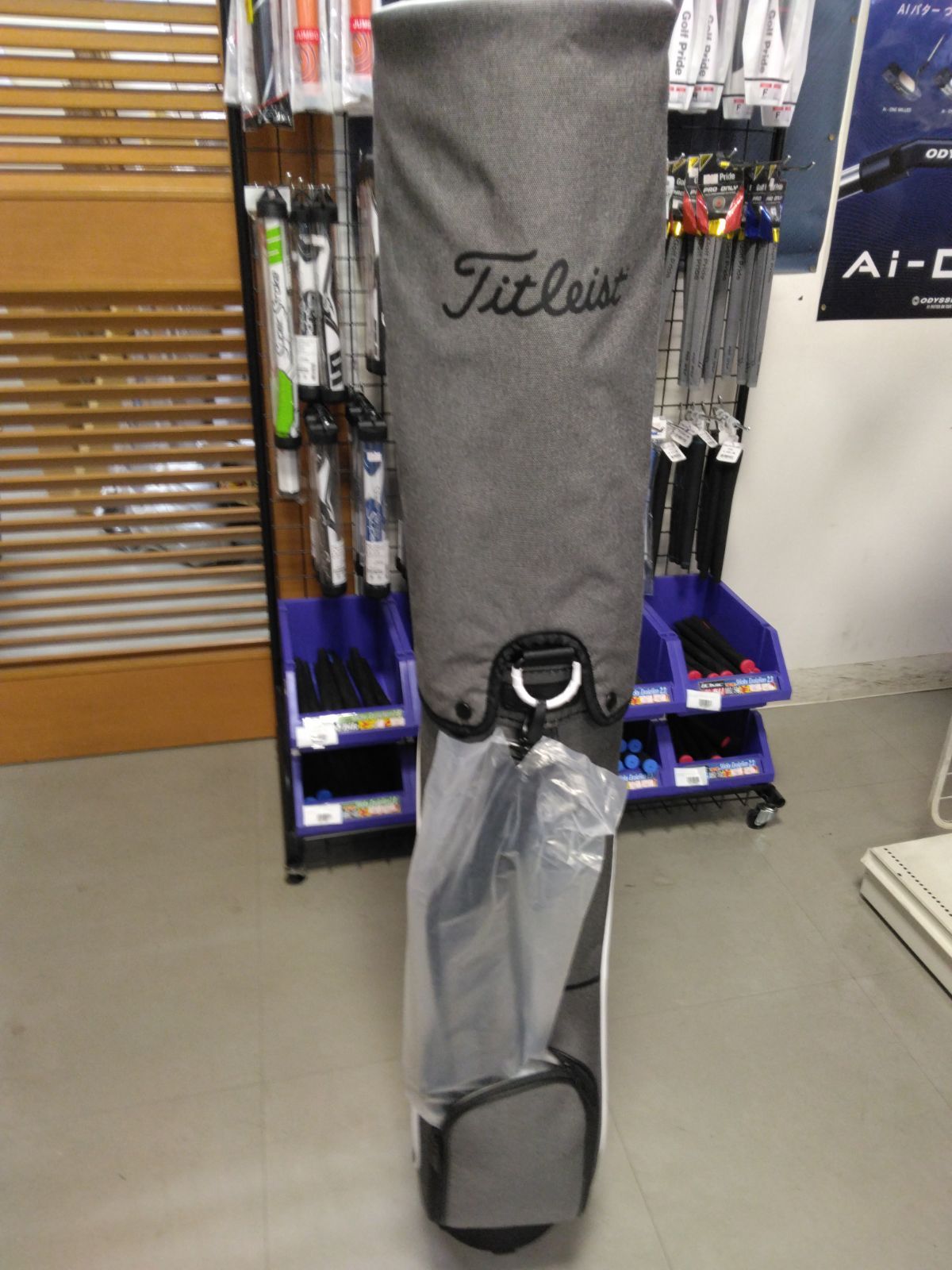 新品未使用】タイトリスト Titleist パースート ハーフバッグ ブラック
